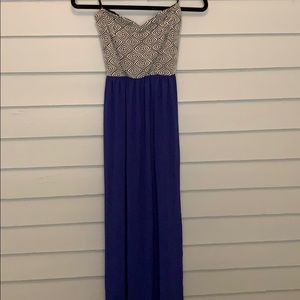 Maxi dress